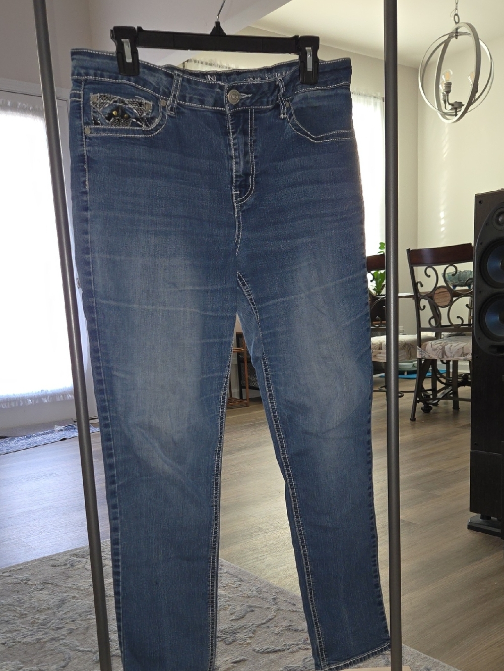 new directions Women's Skinny Jeans With Pocket Detailing